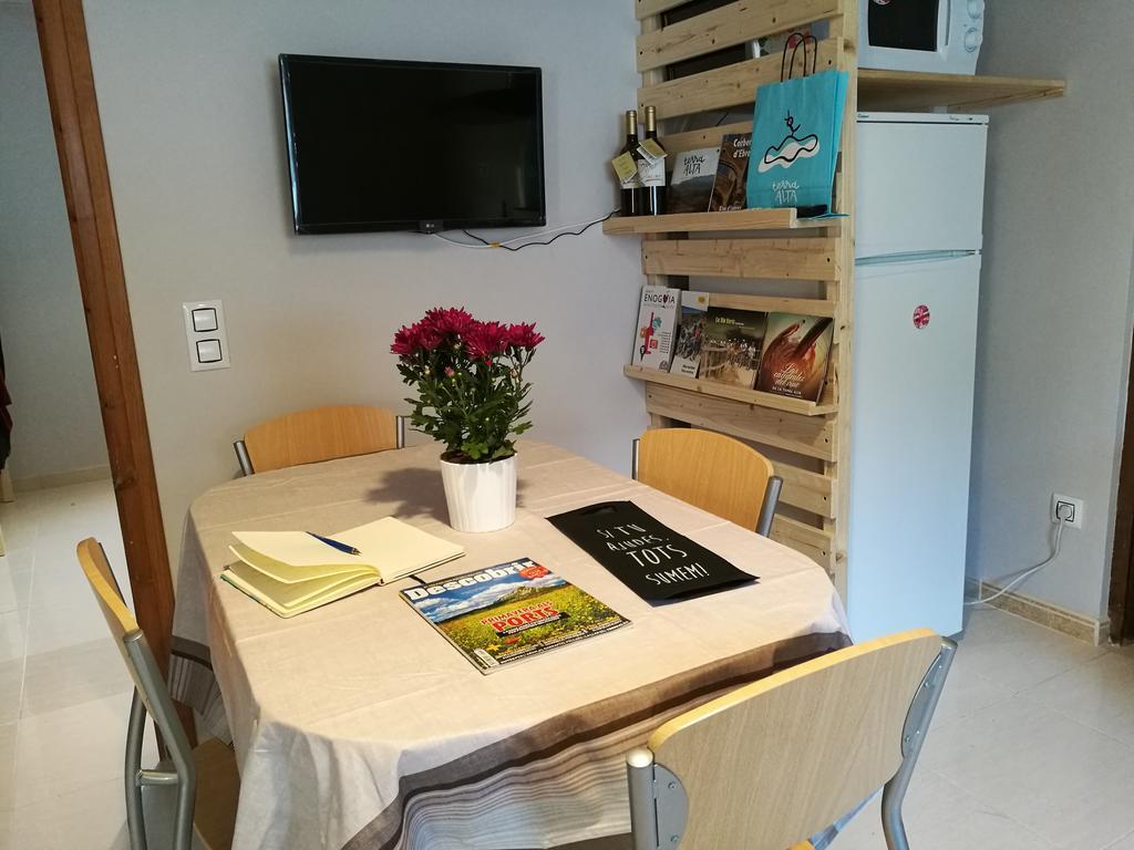 Apartaments Els Temporers Corbera エクステリア 写真