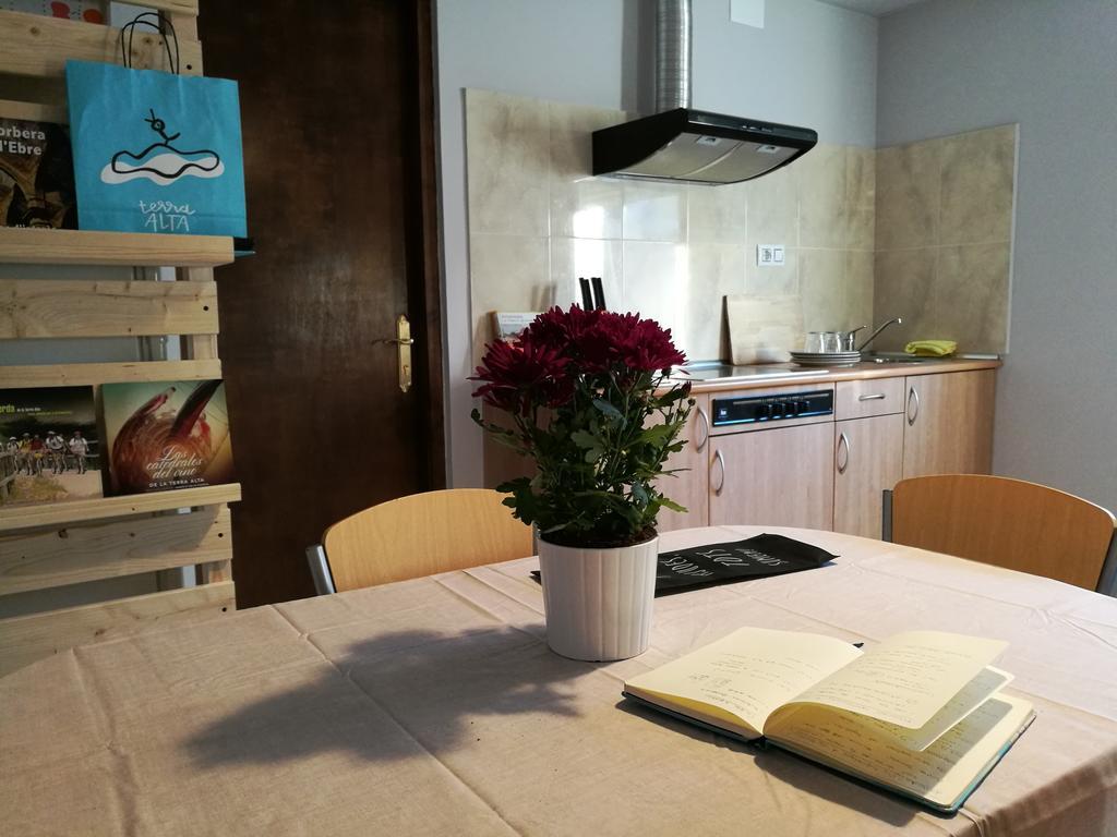 Apartaments Els Temporers Corbera エクステリア 写真